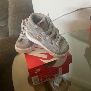Nike Blazer Mid Toddler Size 5C